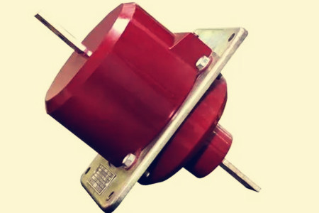 電流互感器如何測(cè)量大電流?如何接電流表?